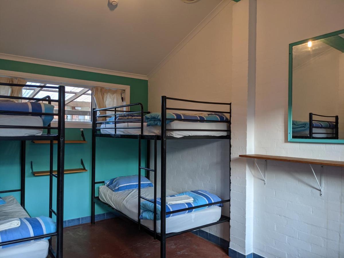 Ozzie Pozzie Backpackers Hostel Port Macquarie Ngoại thất bức ảnh