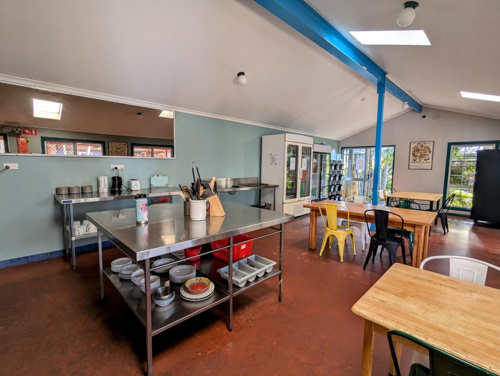 Ozzie Pozzie Backpackers Hostel Port Macquarie Ngoại thất bức ảnh